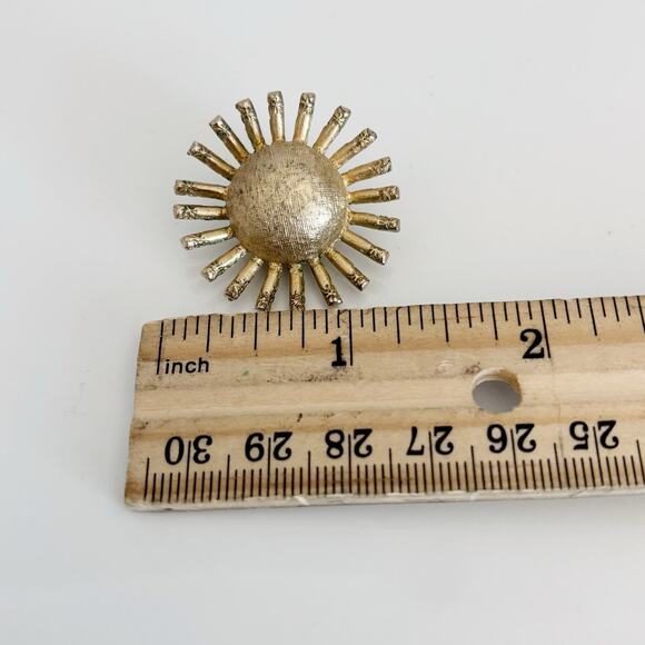 Vintage Coro Sunburst Clip-On Earrings Gold Tone - Picture 7 of 10